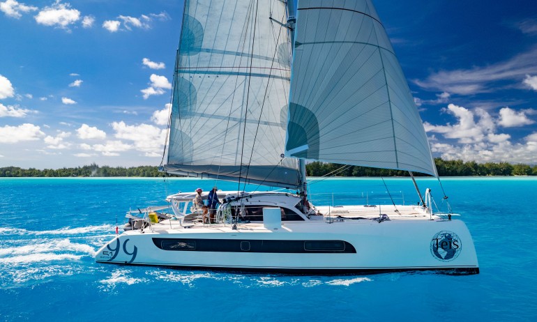 OUTREMER 51 exterior for sale with 36 degrees brokers tahiti