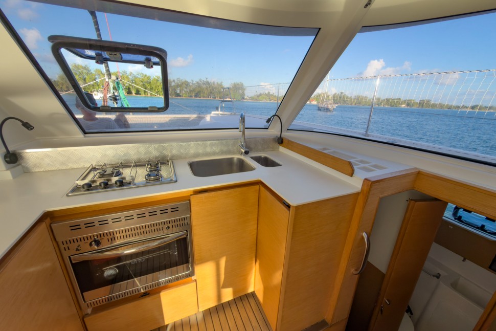 NAUTITECH OPEN 40 OWNER 4 CABINS 42