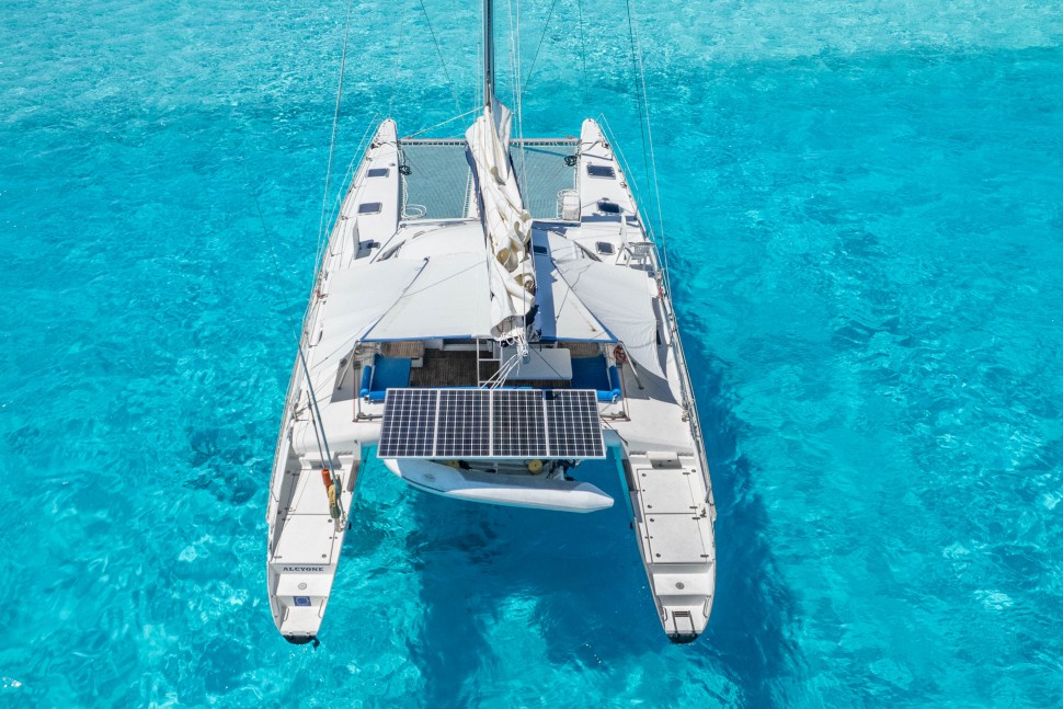 OUTREMER 55 LIGHT 10