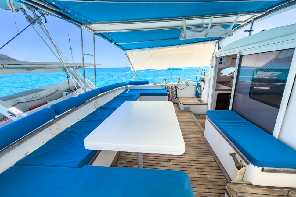 OUTREMER 55 LIGHT 16
