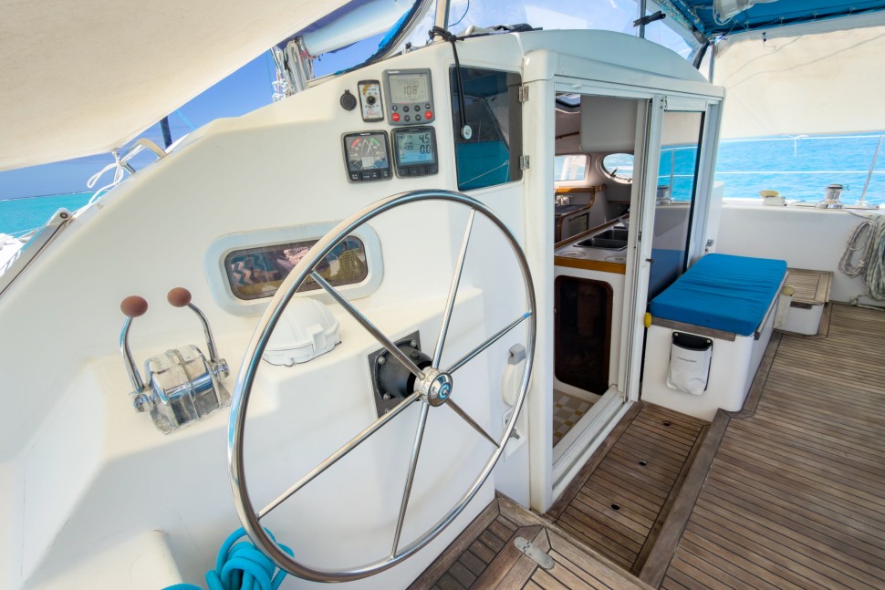 OUTREMER 55 LIGHT 19