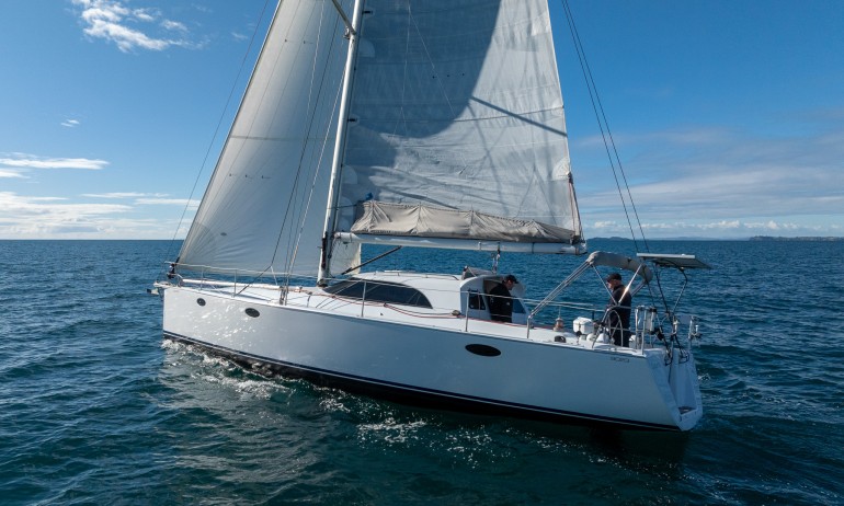 01 elliott Tourer mainsail closeup