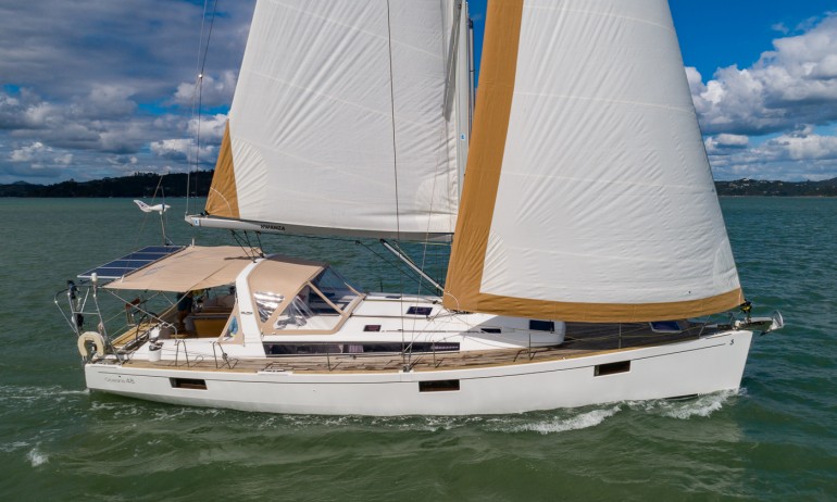 Beneteau 48 Kwanza 01