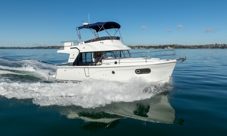 Beneteau SwiftTrawler 35 2