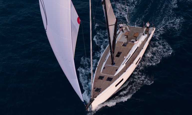 Beneteau First 60