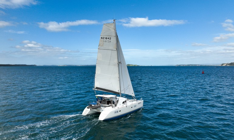 Lagoon 380 - For Sale 36° Brokers