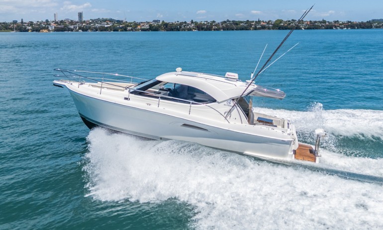 Riviera 3600 001 moving exterior