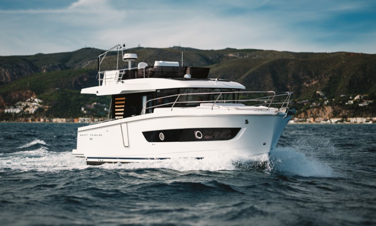 Beneteau Swift Trawler 37 Fly