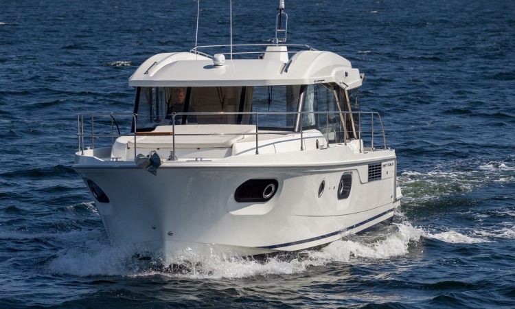 Beneteau Swift Trawler 41 Sedan 12