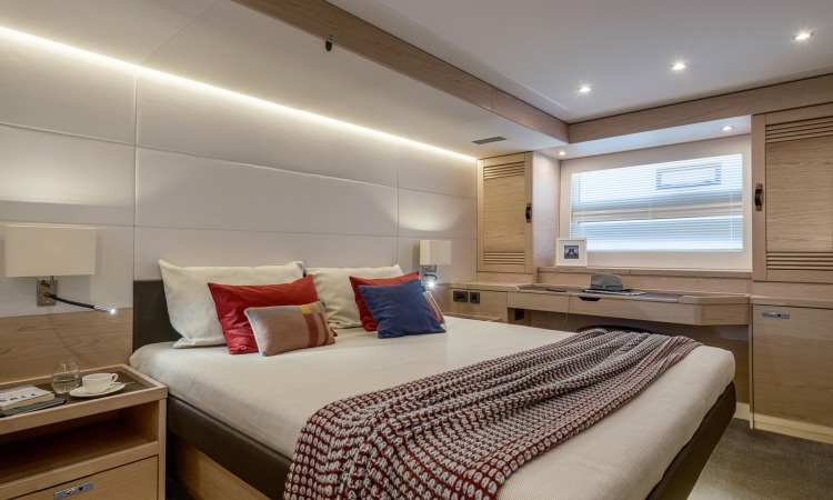Grand Trawler 63 24