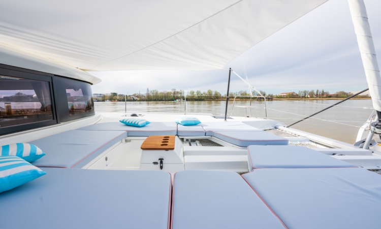 LAGOON 46 ICONIC 42