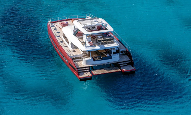 LAGOON 67 24