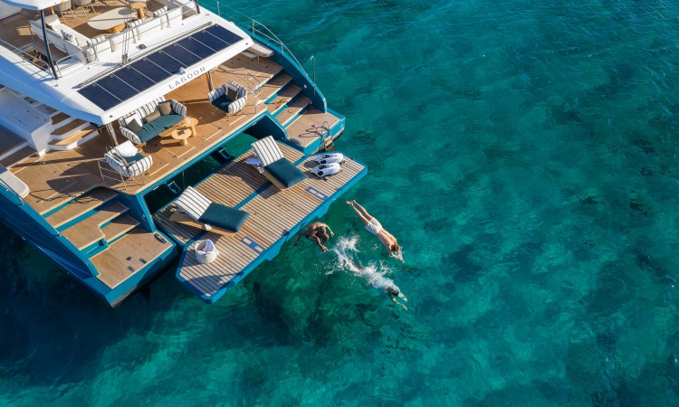 Lagoon 82 Lifestyle 54