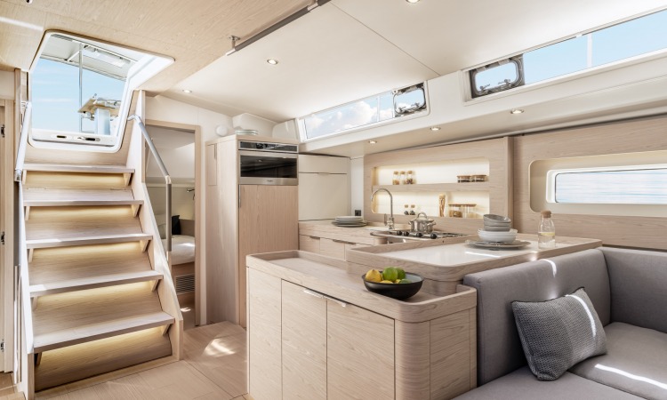 Oceanis Yacht 54 interior 11