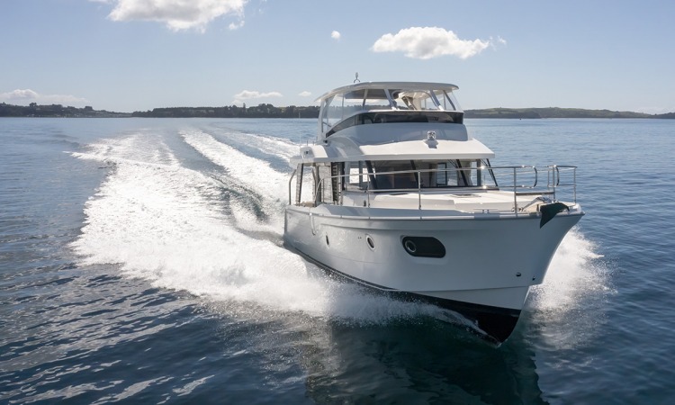 Swift Trawler 48 10