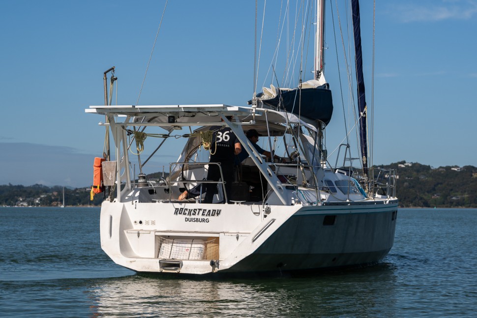 06 ovni 395 rocksteady aft deck transom