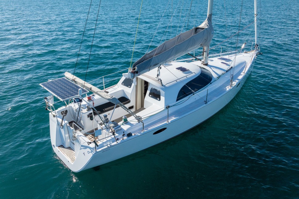 08 elliott tourer 1350 favourite aerial stern anchor