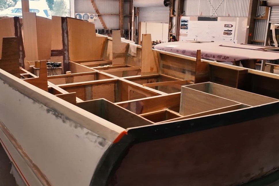 10. Heron36 Build Stern Quarter View