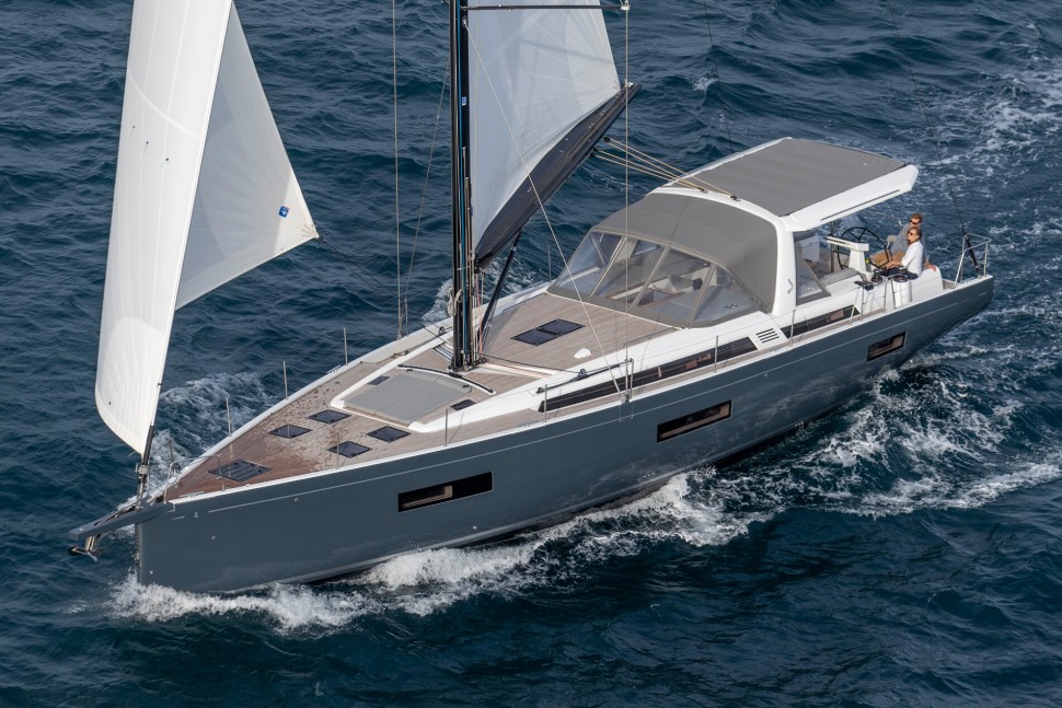 10. OceanisYacht60 Exterior