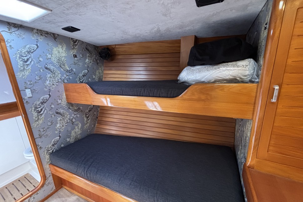 17 Clarke 72 Vodou Ho Cabin 1