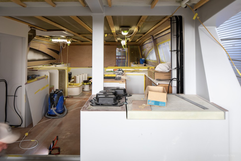 4 CI 21m 16m Aft Deck Fwd