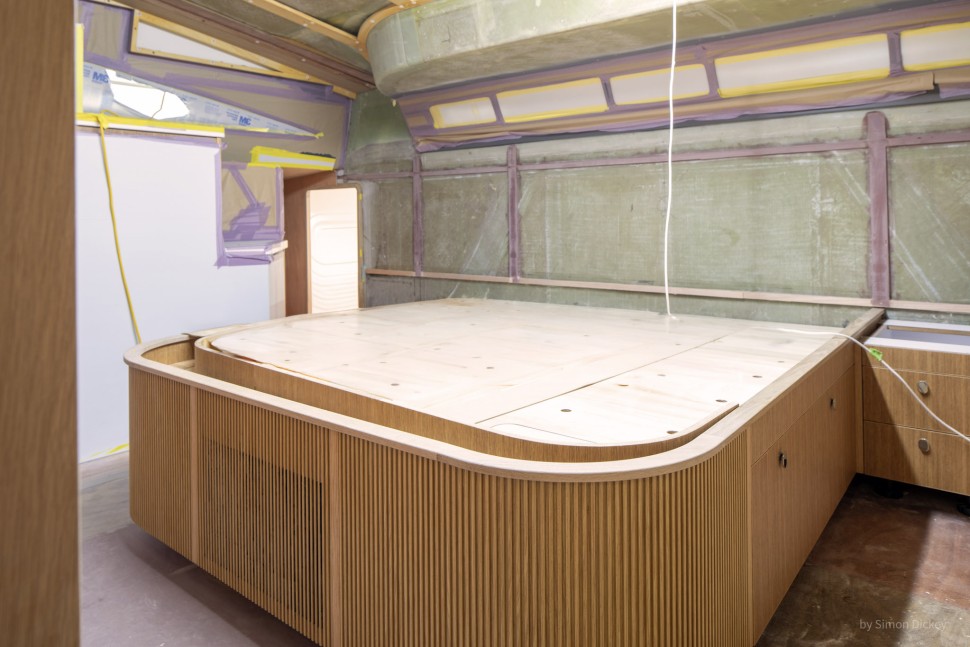 5 CI 21m 18m Main Cabin