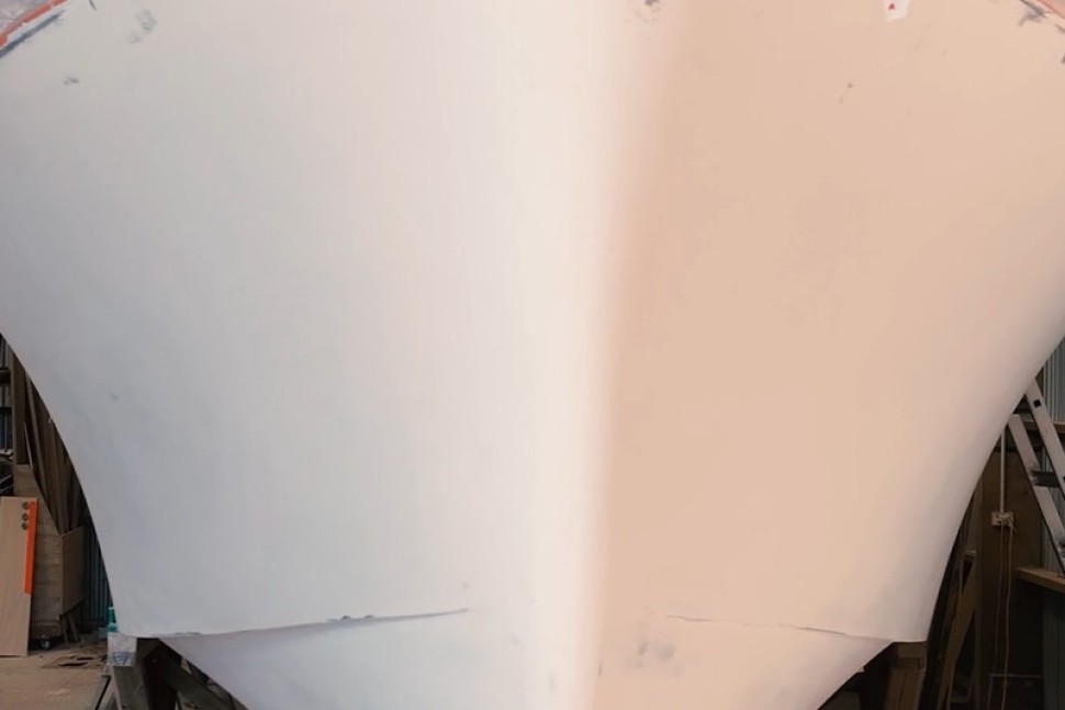 9. Heron36 Bow Profile