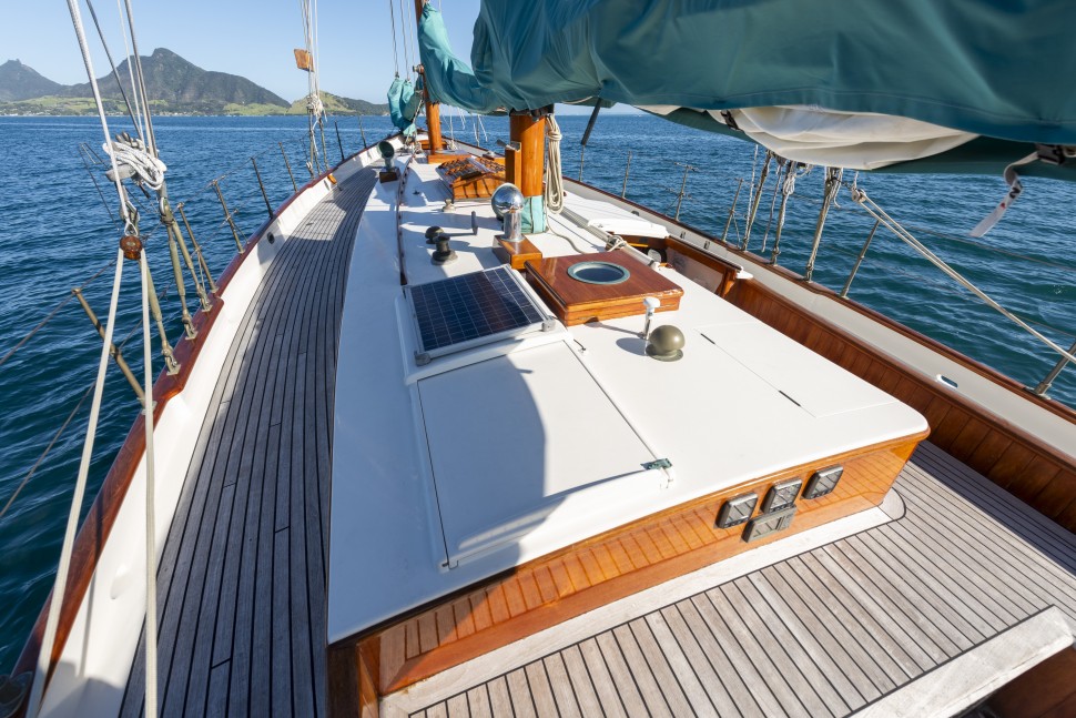 Alden Schooner 19