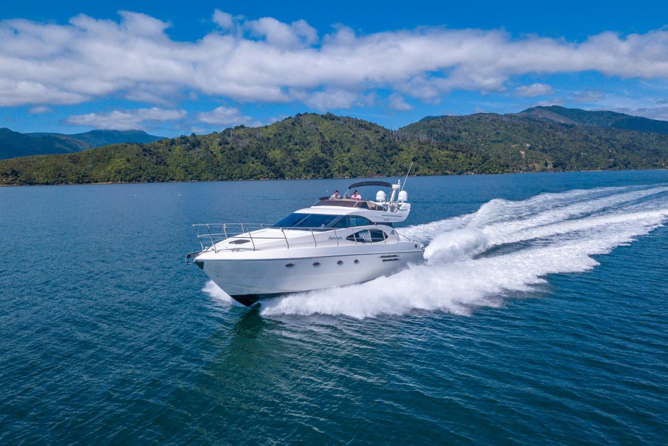 Azimut 52 3