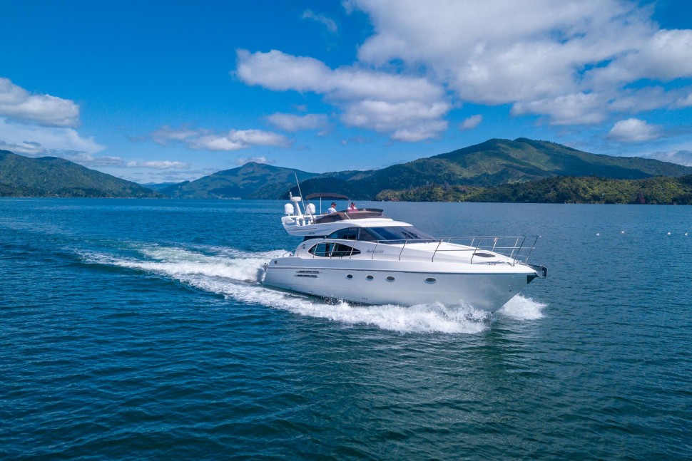 Azimut 52 5