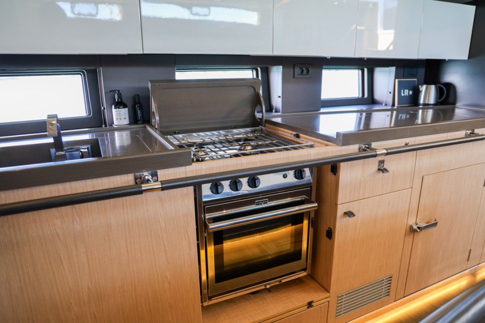 BENETEAU OCEANIS 62 FENICE 16