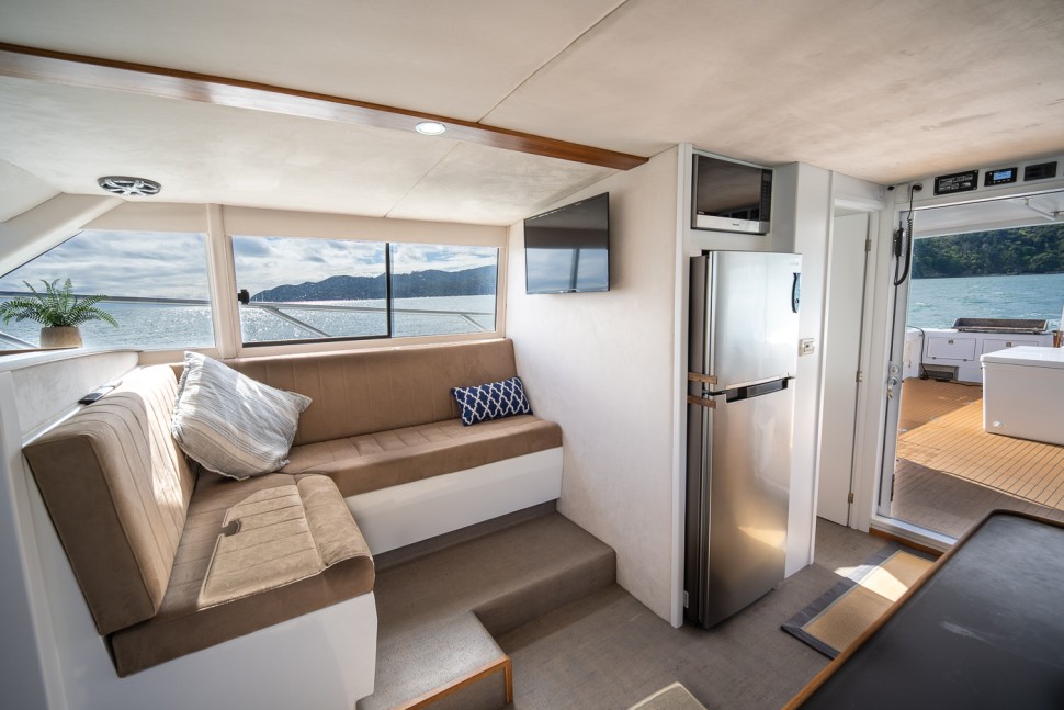 Backwater Marine 15 Gamechanger 15 Dining Table