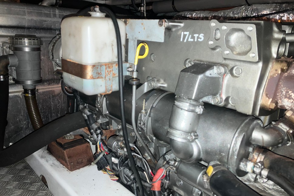 Benetea swift trawler 42 tonic 19 engine
