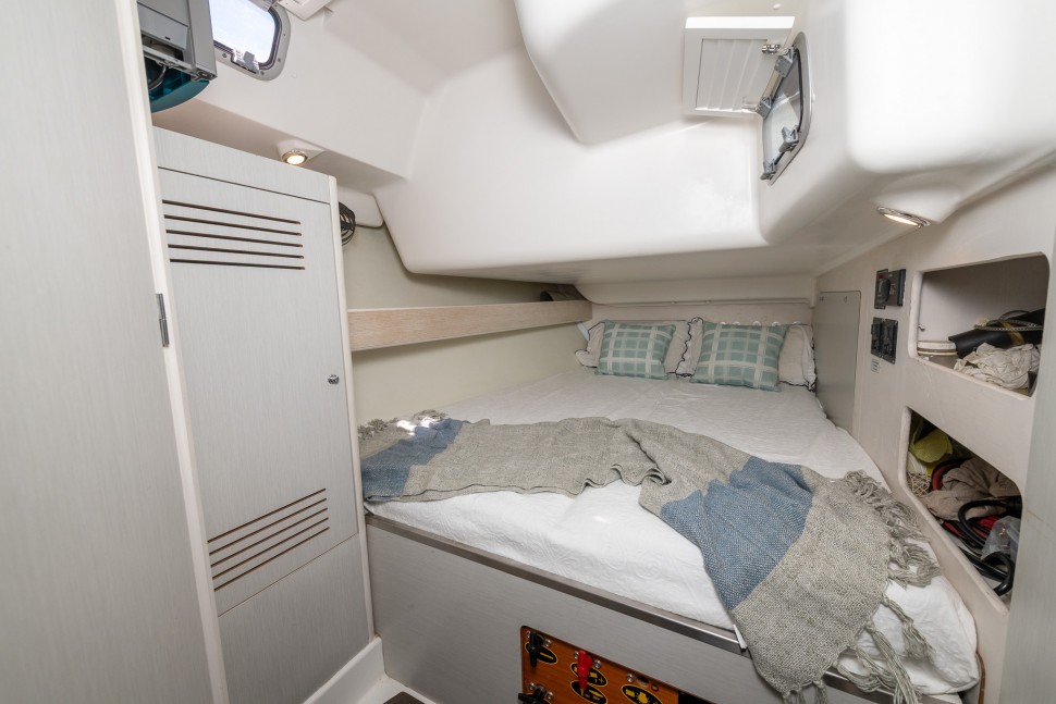 Beneteau Cyclades 50 custom 15