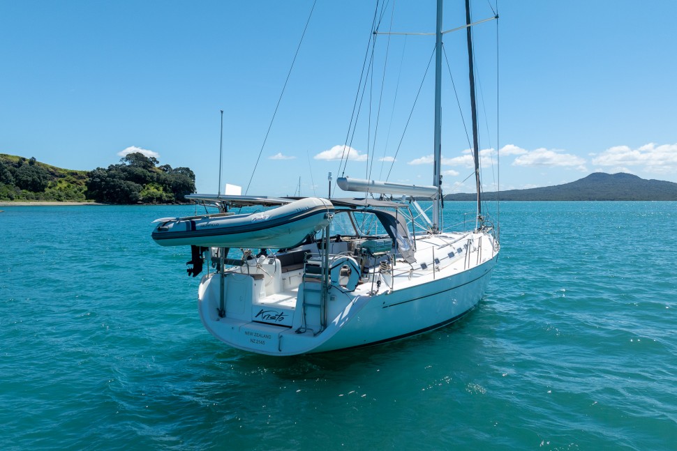 Beneteau Cyclades 50 custom 8