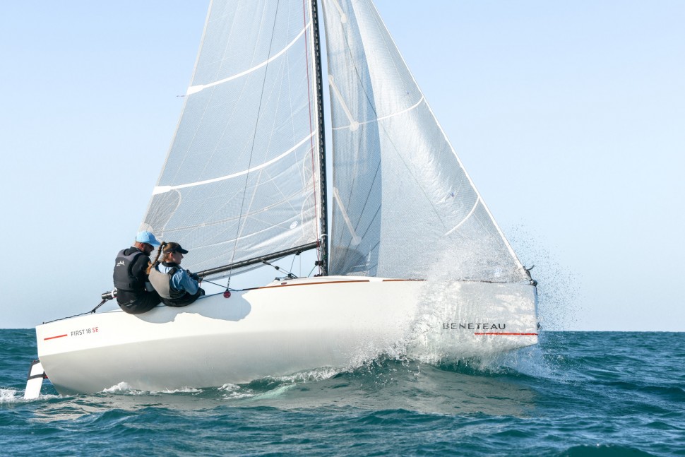 Beneteau First 18 19