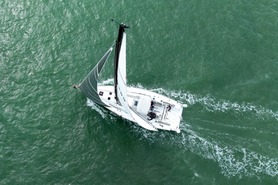 Beneteau First 40 7