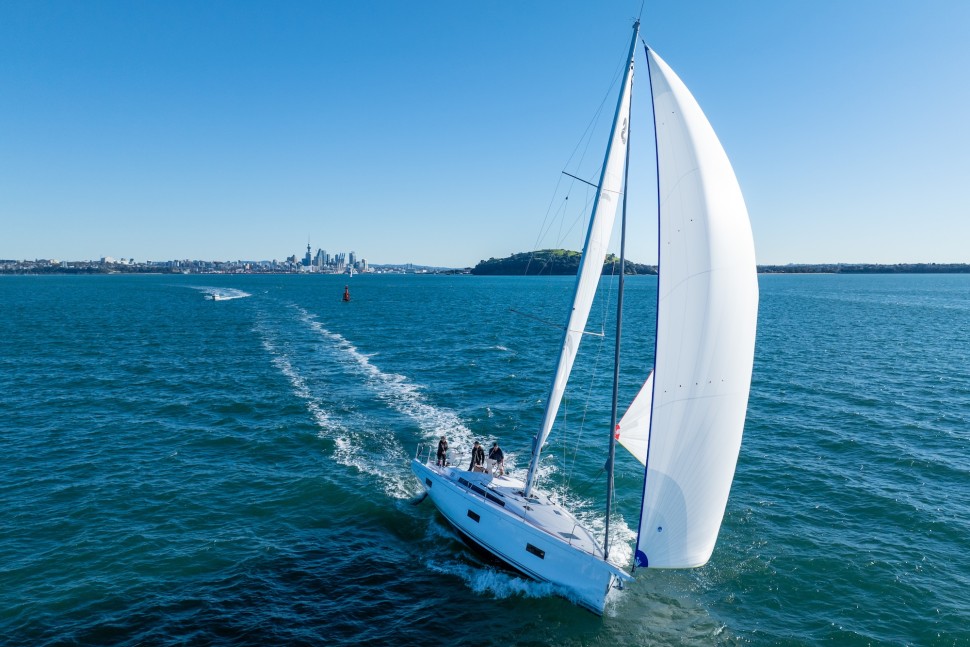 Beneteau First 44 4 exterior3