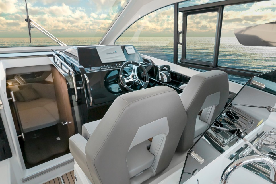 Beneteau Gran Turismo 32 cockpit 1
