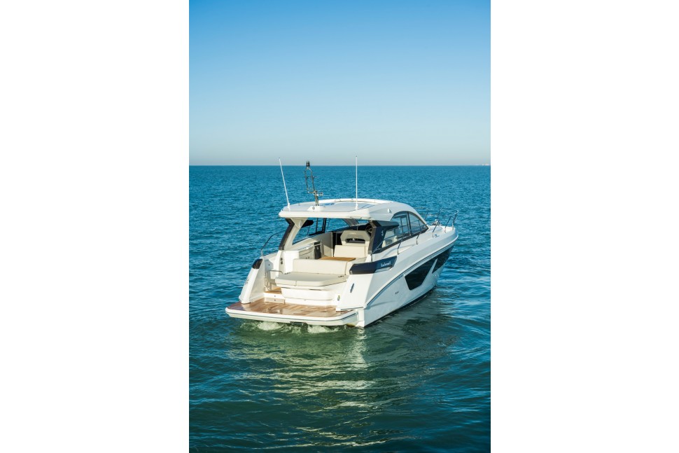 Beneteau Gran Turismo 41 anchor 9