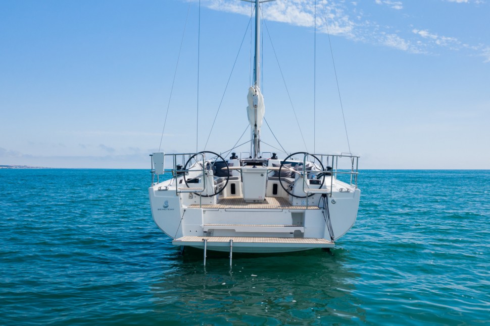 Beneteau Oceanis 40.1 anchor 2