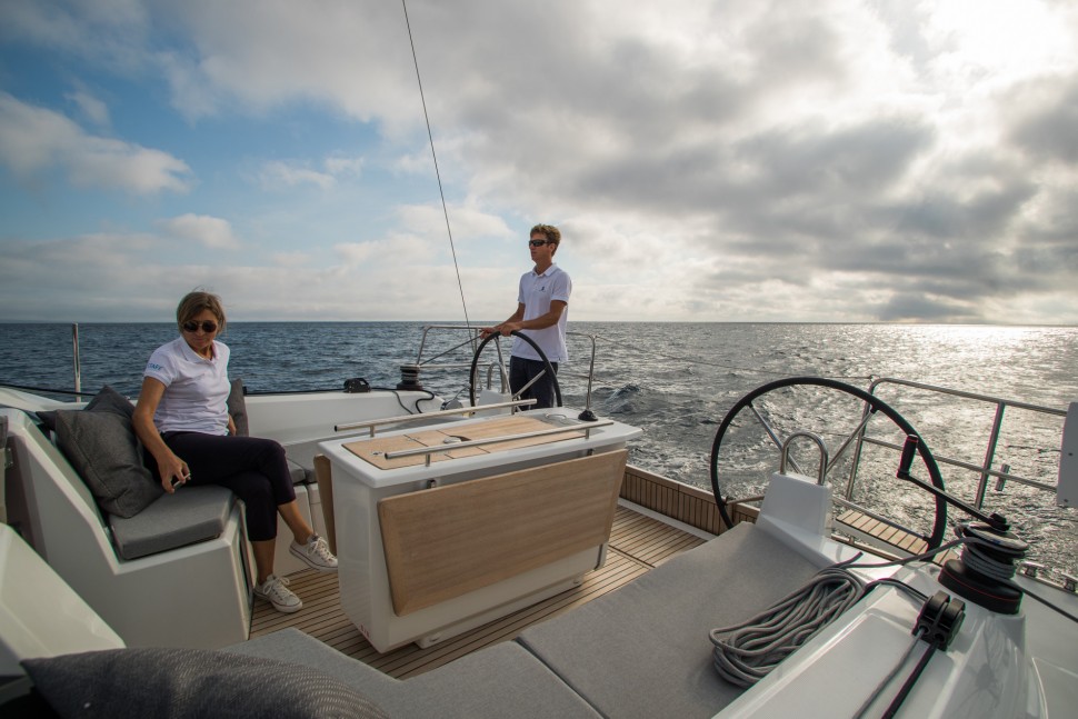 Beneteau Oceanis 40.1 navigation 11