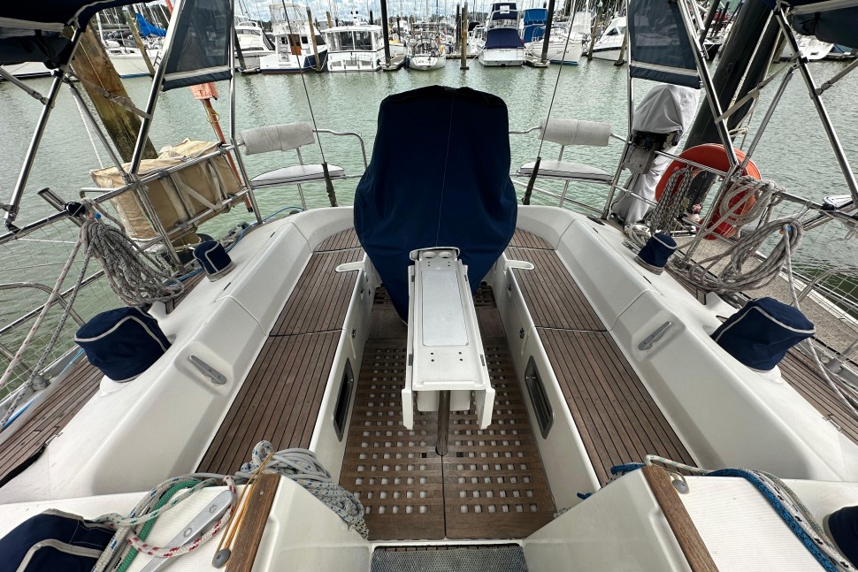 Beneteau Oceanis 430 Titaua 07