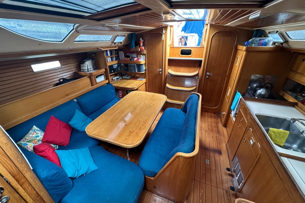 Beneteau Oceanis 430 Titaua 09