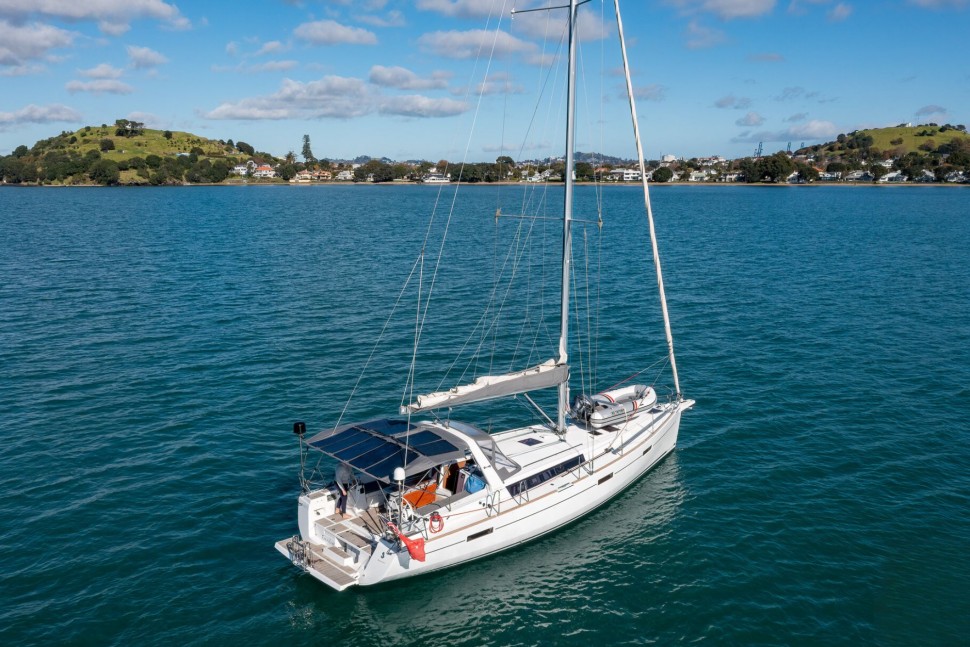 Beneteau Oceanis 45 9