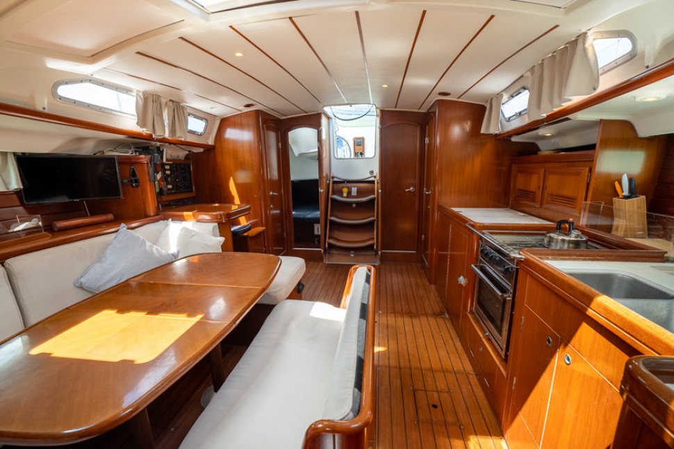 Beneteau Oceanis 473 13