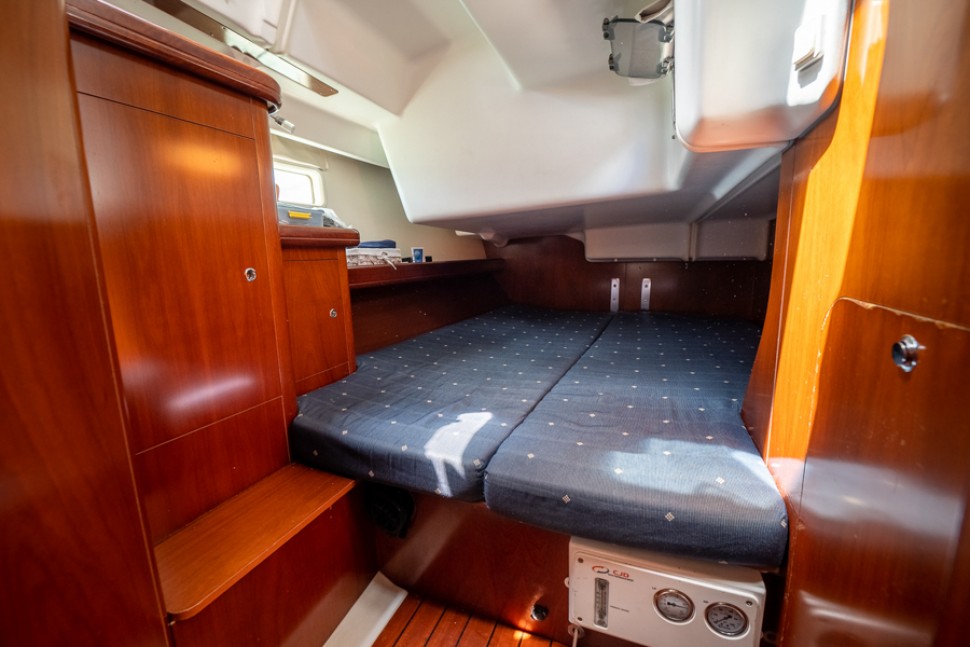 Beneteau Oceanis 473 15