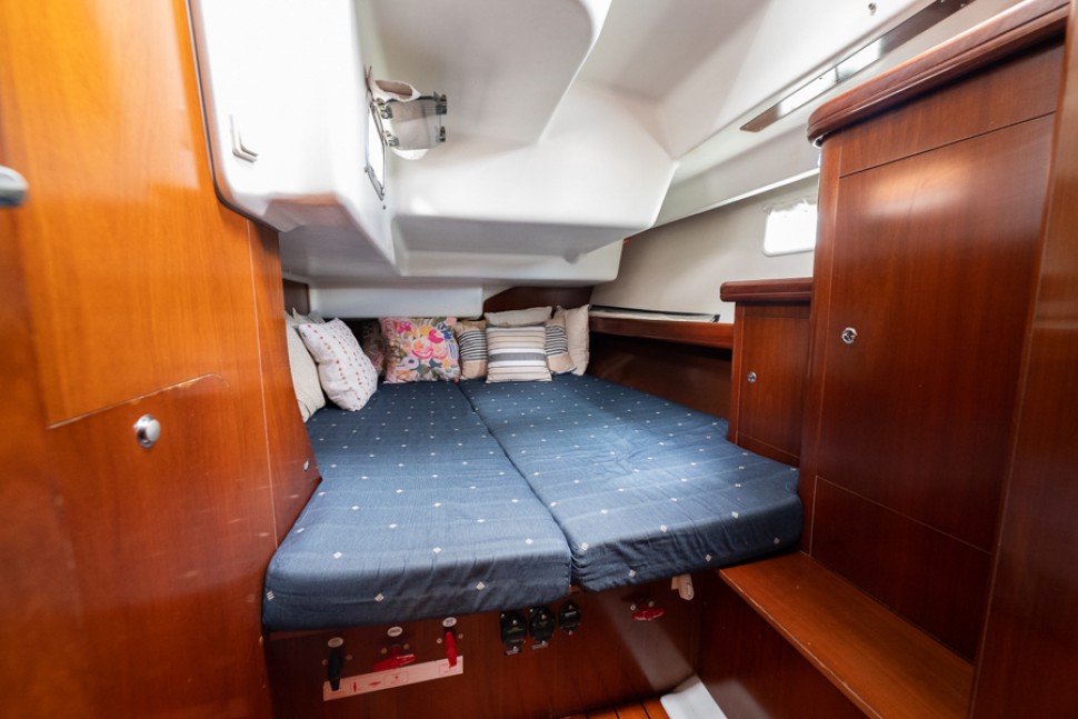 Beneteau Oceanis 473 16