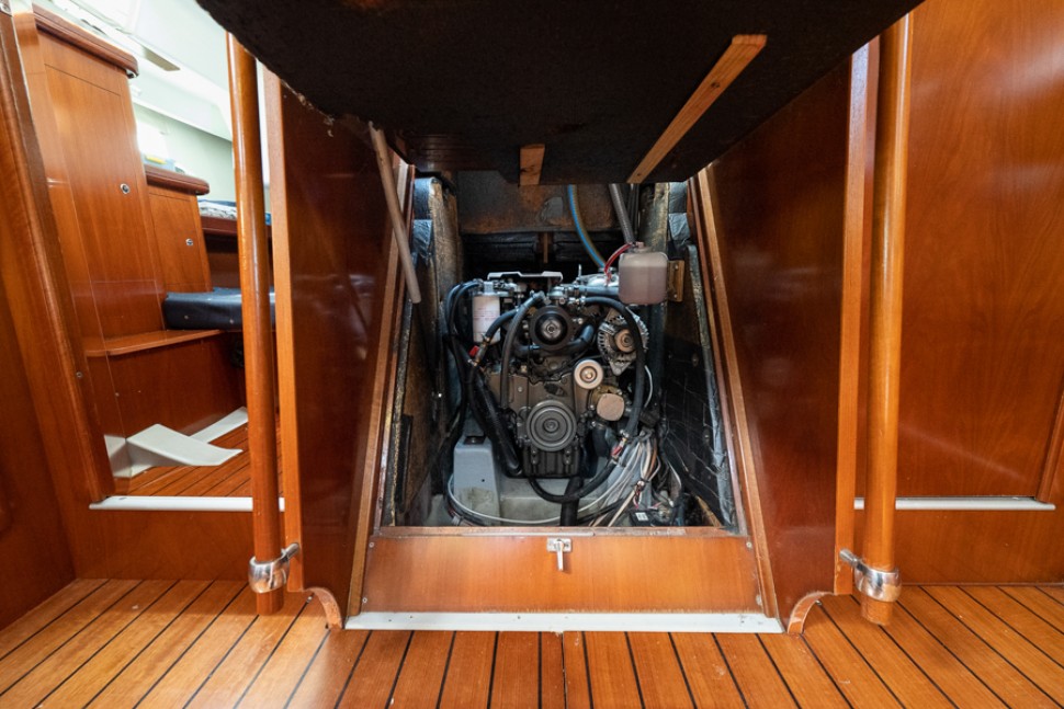 Beneteau Oceanis 473 20