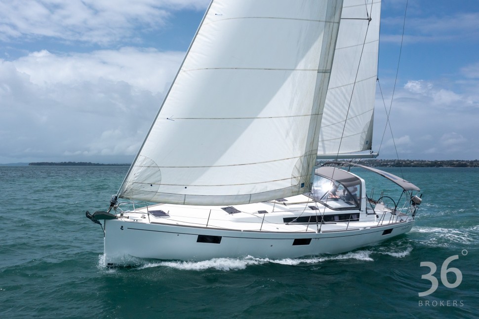 Beneteau Oceanis 48 Skye 2